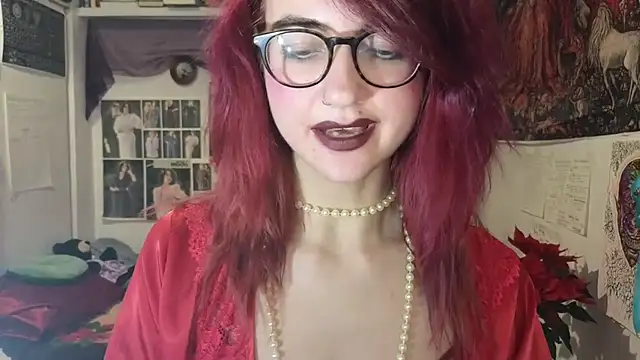 Snapshot of TatianaRomanov chatting on December 21, 2025, 7:48 pm TatianaRomanov online show from December 21, 2025, 7:48 pm