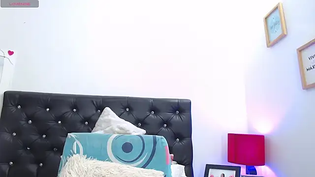 Samara Hillss online show from December 15, 2025, 1:39 pm