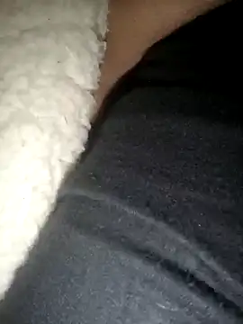 Snapshot of Fatina111 chatting on December 31, 2024, 1:04 am Fatina111 online show from December 31, 2024, 1:04 am