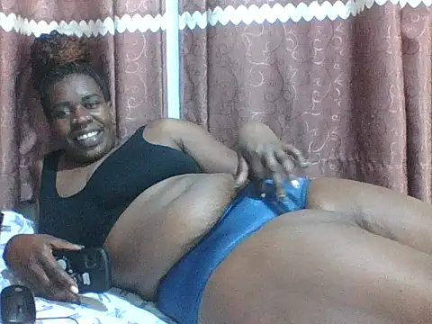 SexyTirries13 online show from April 7, 2026, 7:21 am