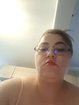 nikoleadina online show from June 27, 2026, 3:40 pm