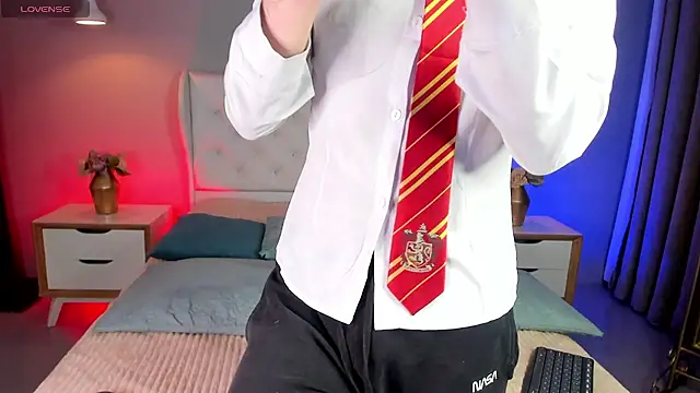 Snapshot of cherryy_boy chatting on November 22, 2025, 10:41 pm cherryy boy online show from November 22, 2025, 10:41 pm