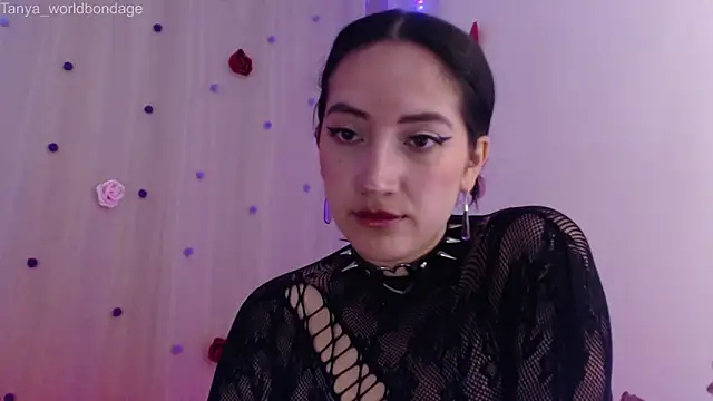 Tanya WorldBondage online show from March 22, 2026, 10:22 pm