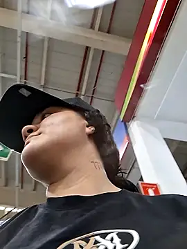 Liancy online show from January 16, 2026, 9:52 pm