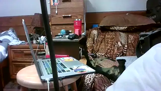 Snapshot of tongueispowerr6d9 chatting on January 6, 2025, 2:58 am tongueispowerr6d9 online show from January 6, 2025, 2:58 am