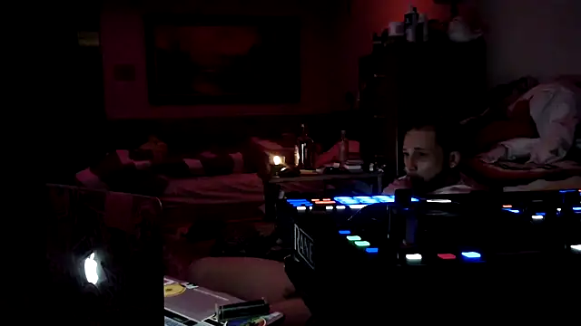 Snapshot of tongueispowerr6d9 chatting on February 9, 2025, 7:37 am tongueispowerr6d9 online show from February 9, 2025, 7:37 am