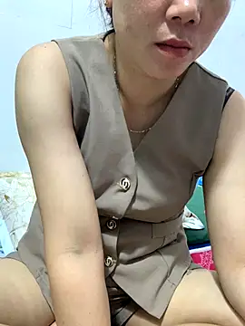 Baby-bigtits online show from October 17, 2025, 2:19 pm