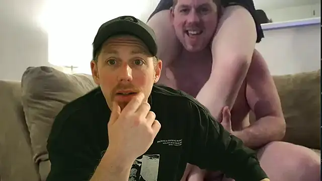 Snapshot of Rock_Pierce chatting on November 15, 2025, 6:17 am Rock Pierce online show from November 15, 2025, 6:17 am