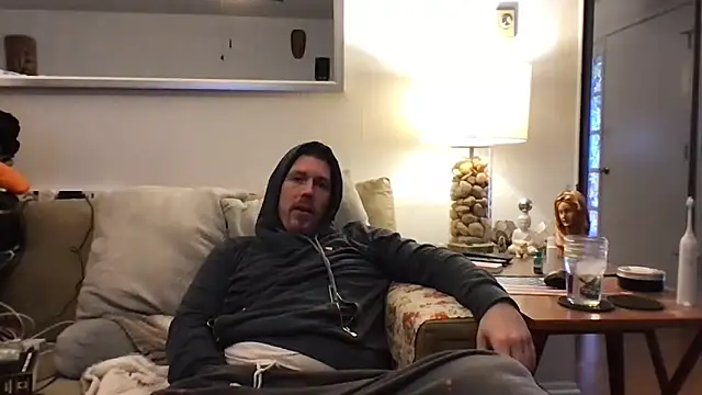 Snapshot of Rock_Pierce chatting on November 16, 2025, 5:17 pm Rock Pierce online show from November 16, 2025, 5:17 pm