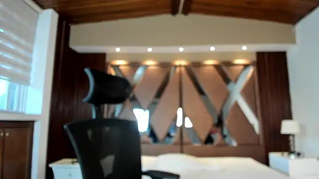 IsabellaaJoness online show from March 19, 2026, 11:21 am