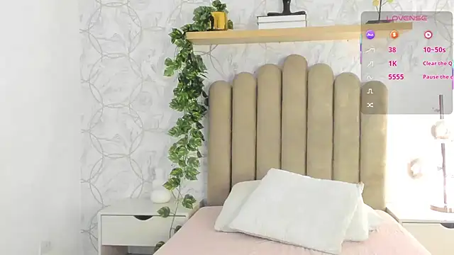 Roma  love online show from March 9, 2025, 11:25 am