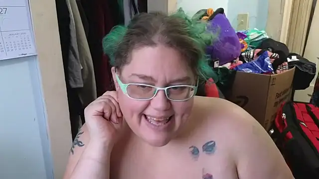 EmberCum online show from December 5, 2025, 1:10 pm