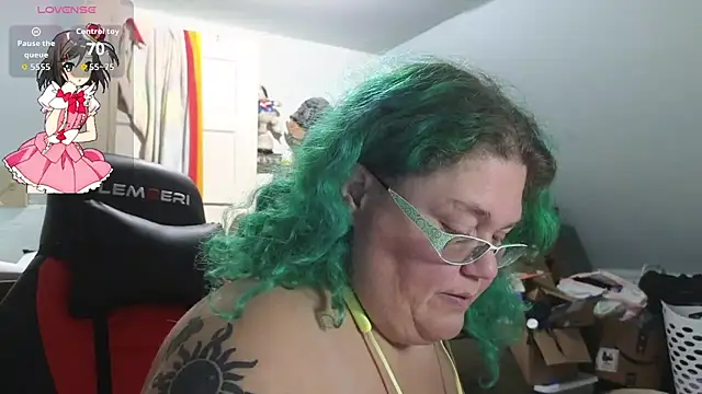 EmberCum online show from November 1, 2025, 10:58 pm