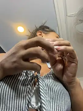 NaiomyLanes online show from March 27, 2026, 12:28 pm