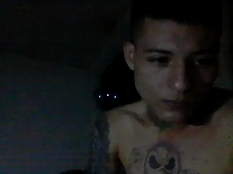 Snapshot of Ehz- chatting on October 8, 2025, 11:16 pm Ehz- online show from October 8, 2025, 11:16 pm