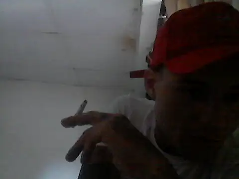 Snapshot of Ehz- chatting on October 10, 2025, 5:36 pm Ehz- online show from October 10, 2025, 5:36 pm