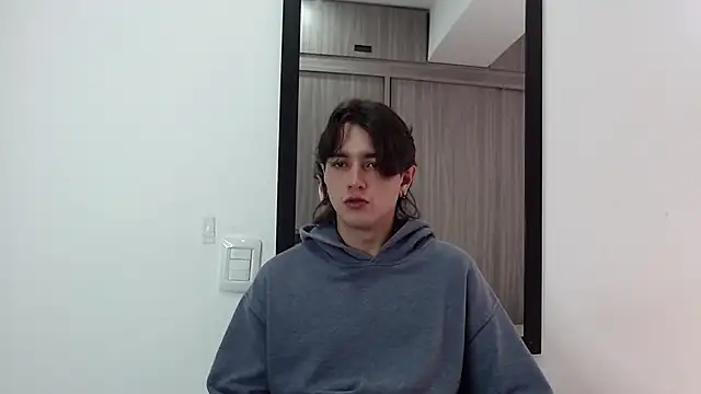 alex connorr online show from February 19, 2025, 4:00 pm