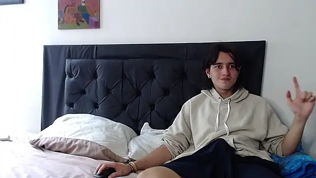 alex connorr online show from March 14, 2025, 5:24 pm