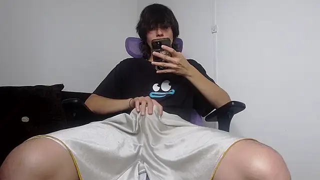 alex connorr online show from April 13, 2026, 7:07 pm