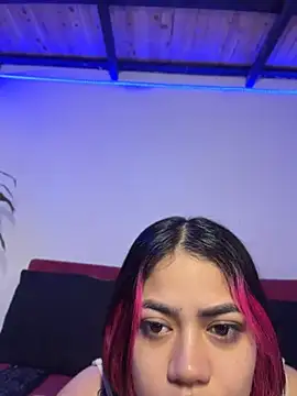 Snapshot of aliensexy chatting on June 27, 2026, 2:56 pm aliensexy online show from June 27, 2026, 2:56 pm
