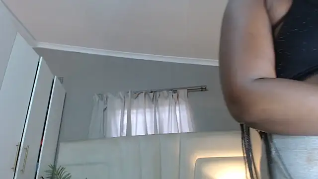 naughtyblackdolie online show from March 19, 2026, 8:03 am