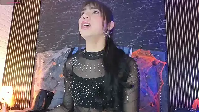 diosagolden online show from October 28, 2025, 8:19 pm