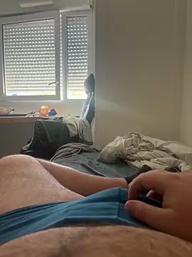 Snapshot of aquarium2345 chatting on September 25, 2025, 12:11 pm aquarium2345 online show from September 25, 2025, 12:11 pm