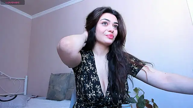 Snapshot of _cleopattra_ chatting on January 11, 2025, 9:15 am  cleopattra  online show from January 11, 2025, 9:15 am