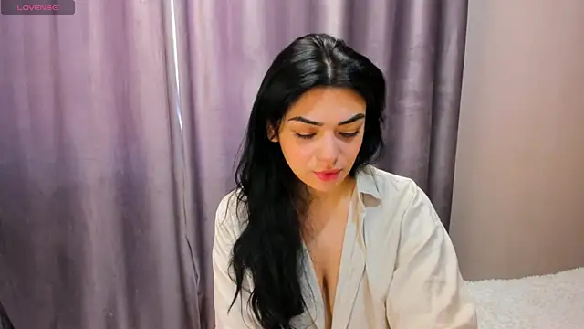 Snapshot of _cleopattra_ chatting on December 5, 2024, 7:54 am  cleopattra  online show from December 5, 2024, 7:54 am