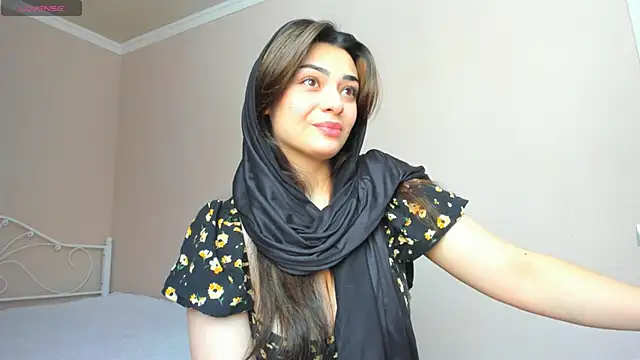 Snapshot of _cleopattra_ chatting on February 9, 2025, 9:16 am  cleopattra  online show from February 9, 2025, 9:16 am