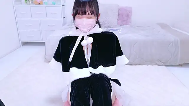 Snapshot of 86_haru chatting on December 23, 2024, 5:43 pm 86 haru online show from December 23, 2024, 5:43 pm