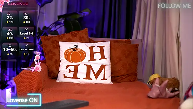 Snapshot of EmilyRaymont chatting on November 21, 2025, 3:38 am EmilyRaymont online show from November 21, 2025, 3:38 am