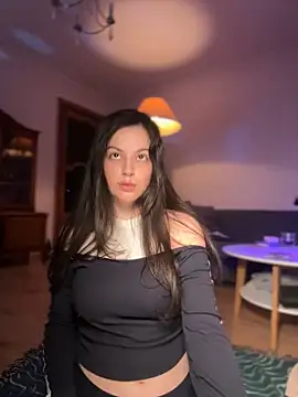 Snapshot of OohBunny chatting on March 12, 2025, 6:43 pm OohBunny online show from March 12, 2025, 6:43 pm