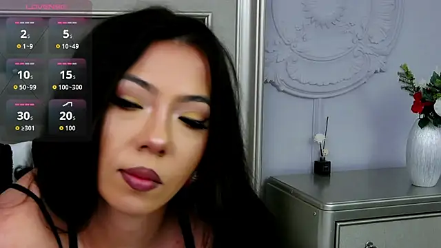KiaraDevlynn online show from May 31, 2026, 2:12 pm