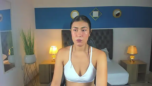 violetta mendoza  online show from March 4, 2025, 12:50 am