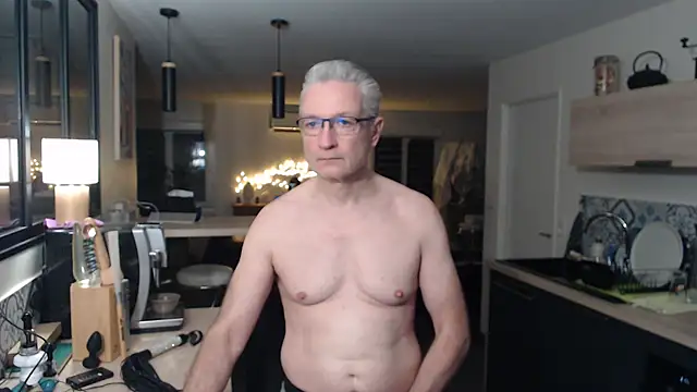 Snapshot of Goduleur69 chatting on February 9, 2025, 8:56 pm Goduleur69 online show from February 9, 2025, 8:56 pm