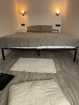 Snapshot of GlamourNova chatting on January 12, 2026, 10:14 pm GlamourNova online show from January 12, 2026, 10:14 pm