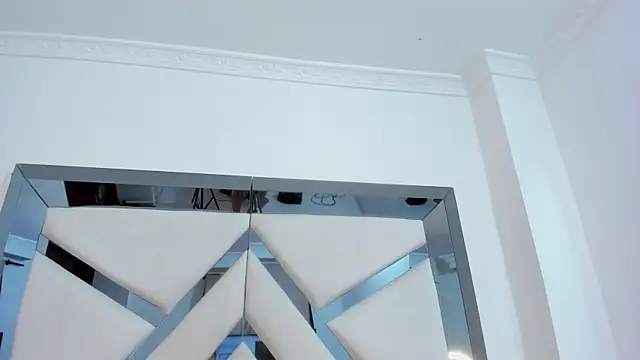 katherineFostel online show from February 8, 2026, 9:12 pm