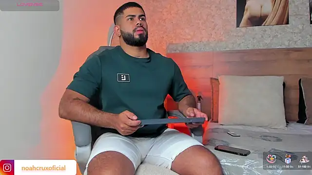 noah crux online show from September 20, 2025, 8:03 pm