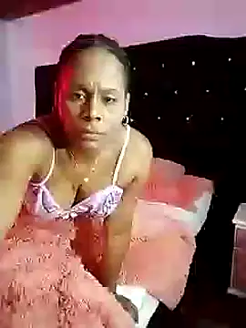 Camille rose  online show from February 23, 2025, 9:59 pm