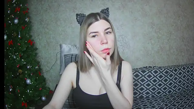 ElllaNuar online show from January 22, 2025, 1:20 am