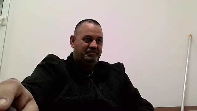 Snapshot of your_man85 chatting on January 26, 2025, 6:37 pm your man85 online show from January 26, 2025, 6:37 pm