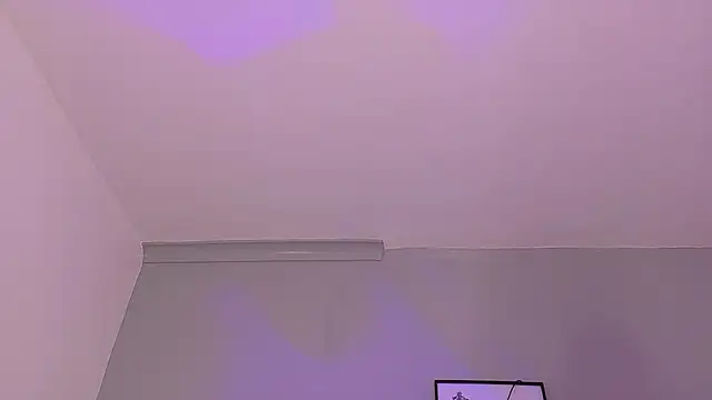 Snapshot of KendalMilleer chatting on October 1, 2025, 10:09 am KendalMilleer online show from October 1, 2025, 10:09 am