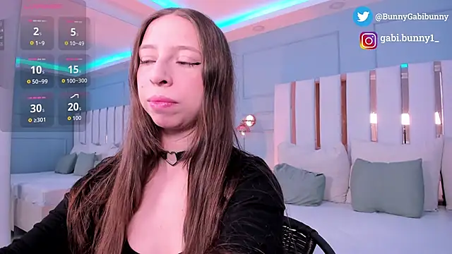 Snapshot of gabi_bunny chatting on July 1, 2026, 5:35 pm gabi bunny online show from July 1, 2026, 5:35 pm