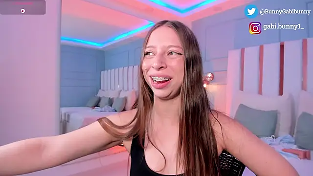 gabi bunny online show from March 24, 2026, 5:02 pm