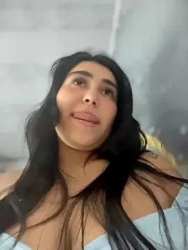 emma  cute   online show from March 15, 2026, 11:28 am