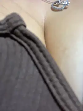 emma  cute   online show from January 15, 2026, 11:35 am