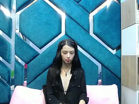 Snapshot of Aurora_18 chatting on September 25, 2025, 3:29 pm Aurora 18 online show from September 25, 2025, 3:29 pm