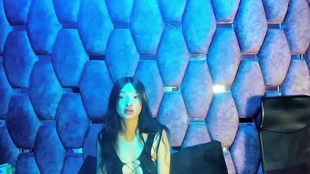 Snapshot of Aurora_18 chatting on October 14, 2025, 2:17 pm Aurora 18 online show from October 14, 2025, 2:17 pm