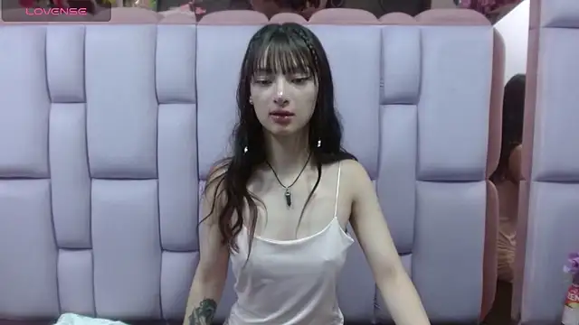 Snapshot of Aurora_18 chatting on March 23, 2025, 12:15 am Aurora 18 online show from March 23, 2025, 12:15 am